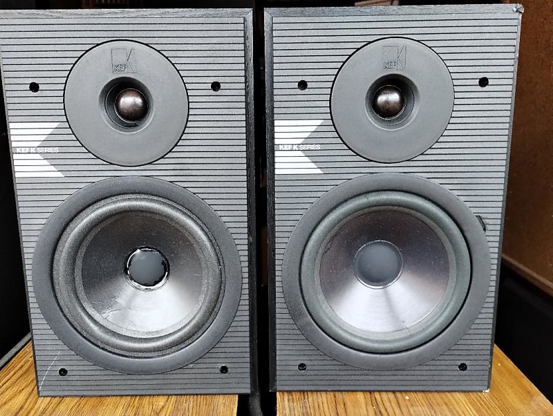 KEF K120 bookshelf speakers in very good condition - 2000's