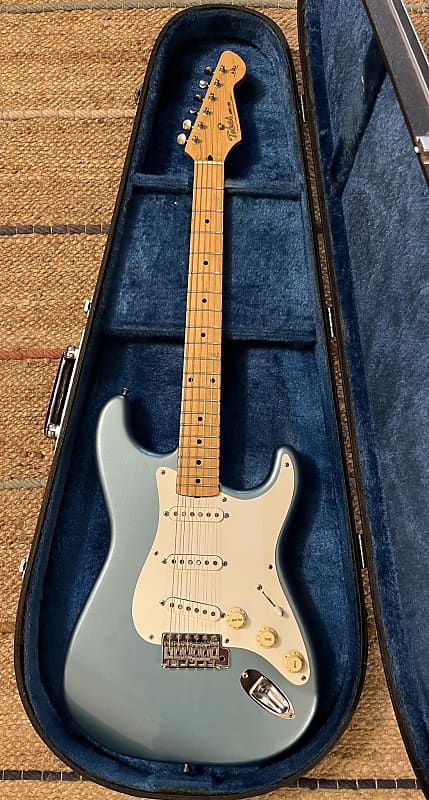 Tokai AST-'56 Vintage Series Stratocaster 1985 - Sonic Blue