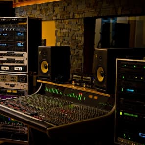 D&R Orion X recording and mixing console  2011 image 2