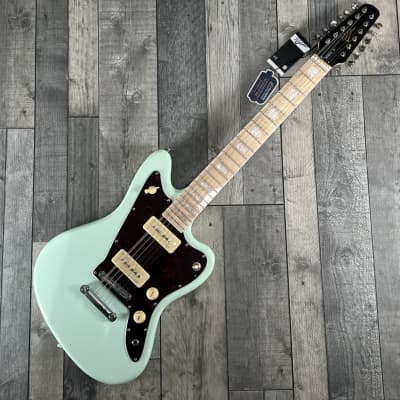 Vox Apache Ii Seafoam 6 String Travel Guitar With Built In Amp And Rhythms  | Reverb