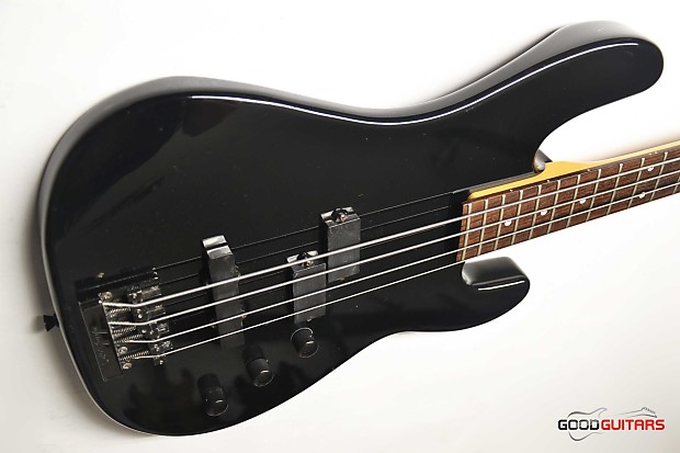 Charvel Model2B 日本製 EMG搭載 Charvel Model2B 日本製 EMG搭載