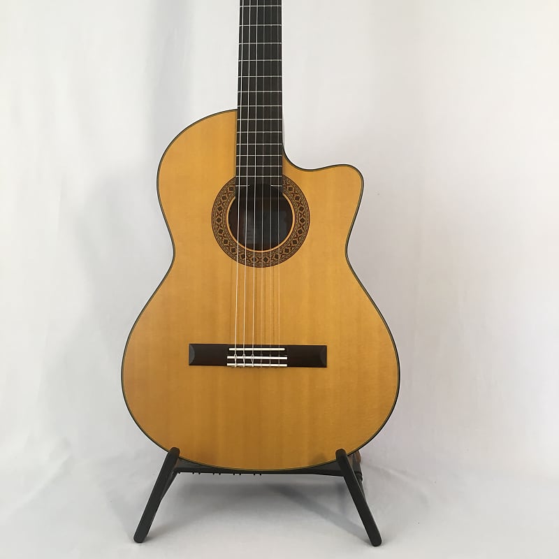 K Yairi CY128CES (2009) 60041, Satin, Nylon string electro