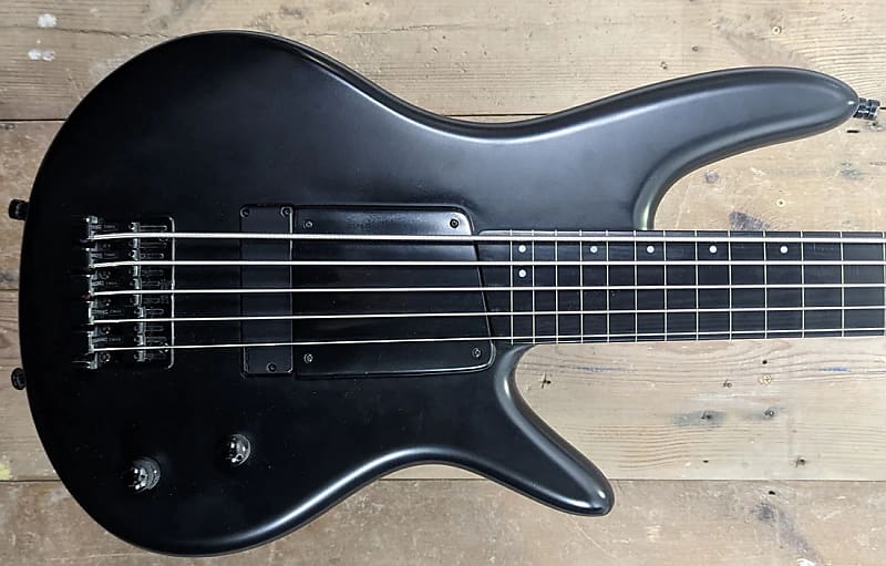 Ibanez gwb35 online