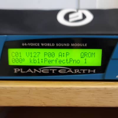 E-MU Systems Planet Earth Rackmount 64-Voice World Sound Module with Ensoniq QROM(Sounds of the ZR)