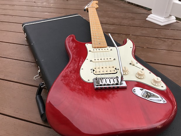 Fender American Deluxe Stratocaster 1998 Transparent Crimson