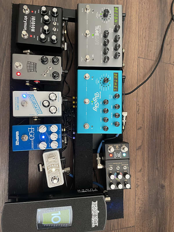Strymon themed PreBuilt Pedalboard Reverb