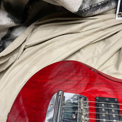 Vantage Avenger AV325 AV-325 HH Doubecut Electric Guitar MIJ Made In Japan - Red image 3