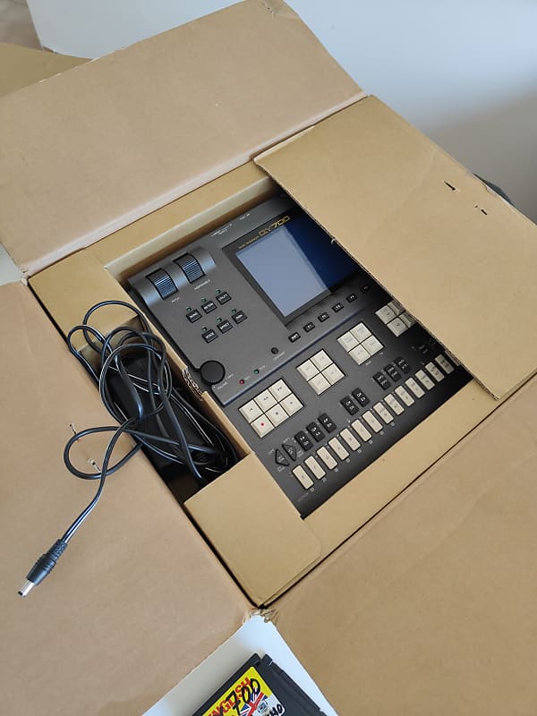 Yamaha QY700 music sequencer Reverb