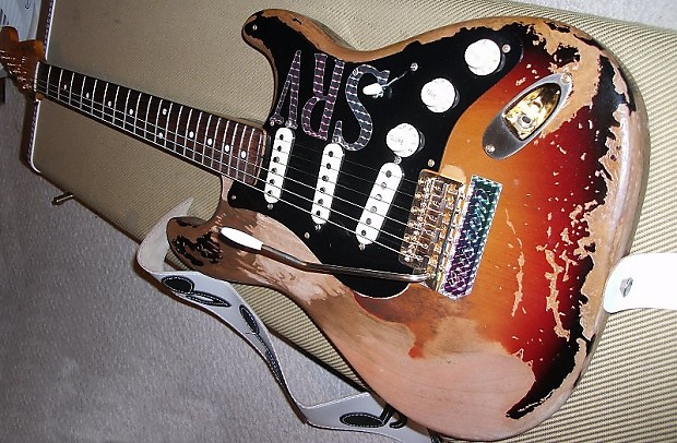 Stevie Ray Vaughan レリック Stratocaster Stevie Ray Vaughan Stratocaster – Dave's Guitar Shop