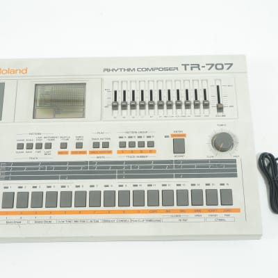 Roland TR-707 RHYTHM COMPOSER Vintage Drum Machine w/ 100-240V