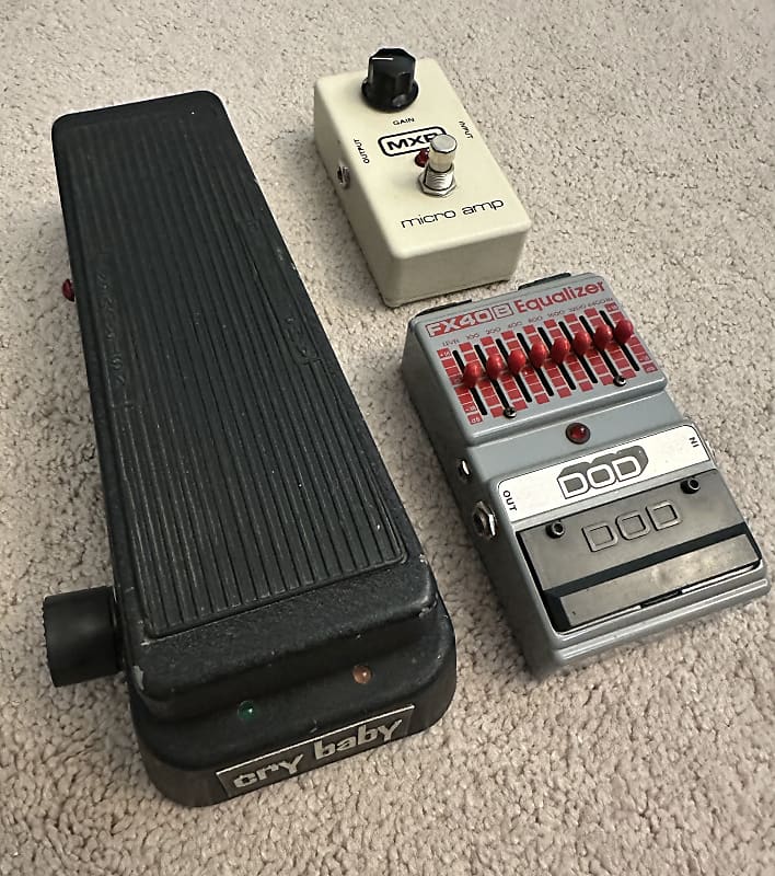 3 Pedals: '90s Dunlop BB535 Wah (Rev 2), '95 MXR Micro Amp