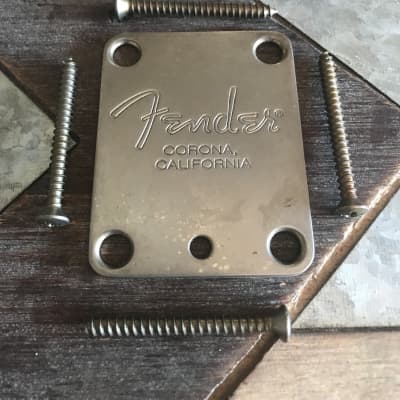 Real Life Relics Fender® Aged Chrome Corona Neck Plate Stratocaster®/Telecaster® (Fender® 0991445100    [K5] image 2