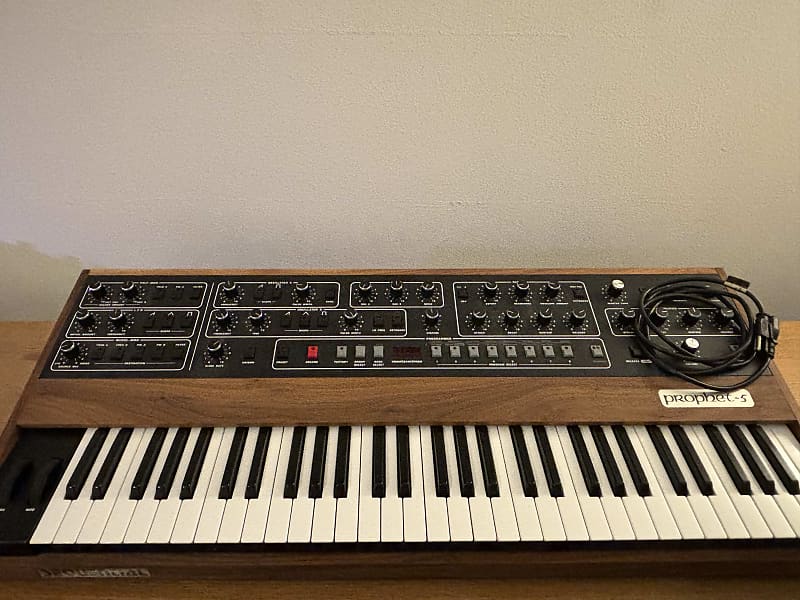 Sequential Prophet-5 v4 61-Key Polyphonic Analog Keyboard 