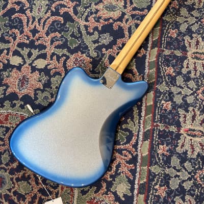 Fender Limited Edition American Professional Jazzmaster Rosewood Neck - Skyburst Blue Metallic image 5