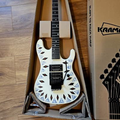 Kramer Nightswan Vivian Campbell (Vintage White with Aztec Graphic