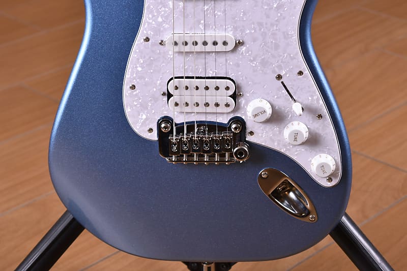 G&L Tribute Legacy HSS Rosewood Fingerboard Lake Placid Blue | Reverb