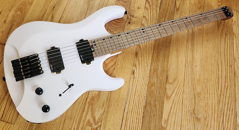 Harley Benton Dullahan Headless Guitar | Shell Pink | Reverb