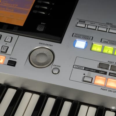 Yamaha Tyros Digital Worskstation Synthesizer (1st gen) image 5
