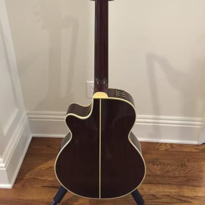 Takamine Takamine EC139R Classical Acoustic/Electric Nylon String Guitar with Cutaway image 6