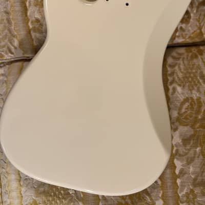 Loaded Fender Precision Bass Body Standard Series 2000s Arctic White Aged White image 11