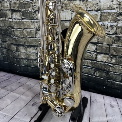 Selmer STS301 Tenor Saxophone image 3