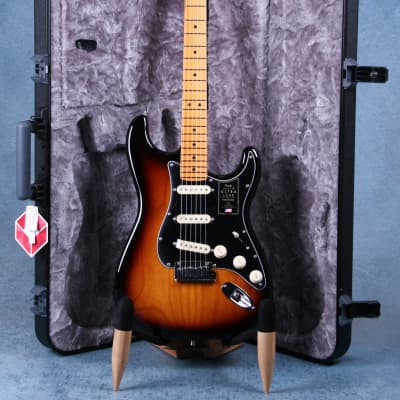 Fender Ultra Luxe Stratocaster Maple Fingerboard - 2-Color Sunburst - US210040909 - 2-Color Sunburst image 7