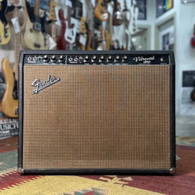 Fender Vibroverb 2-Channel 40-Watt 1x15