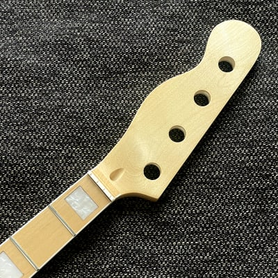Warmoth Mustang Neck - Roasted Maple with Black Ebony