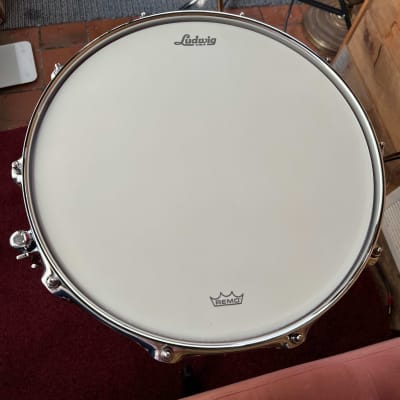 Ludwig Vistalite Snare Drum - 6.5-inch x 14-inch - Red image 6