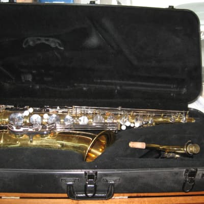 Conn 22M Tenor Saxophone 1978 Brass Lacquer w/ Brass Keys image 1