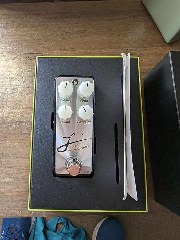 Leqtique Custom Pedals L'Kigen Tosin Abasi Shun Nokina