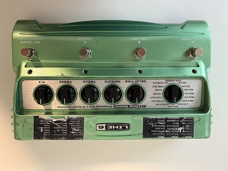 LINE 6 DL4 Delay Modeler グリーン DL4 - Stompbox Modelers - Line 6 Japan