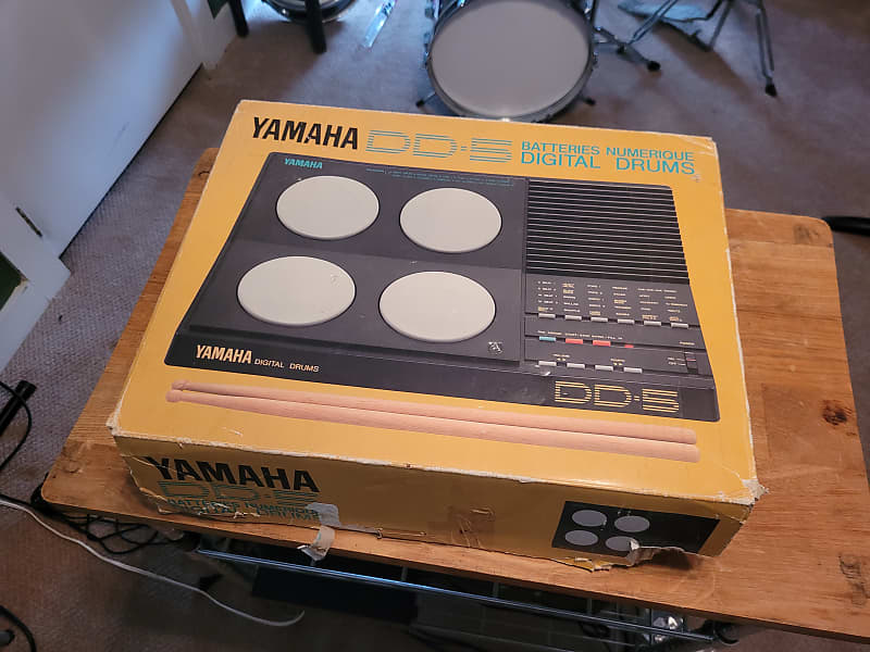 Yamaha DD-5 with Original Box image 1
