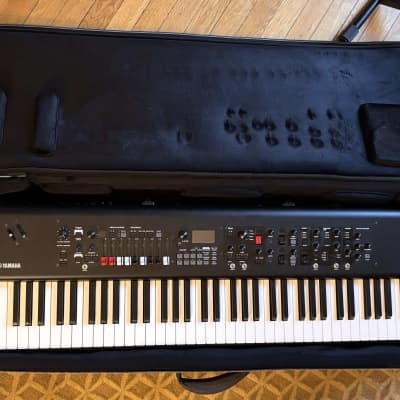 YAMAHA YC73・中古 Amazon | ヤマハ YAMAHA ステージキーボード YC73 | キーボード