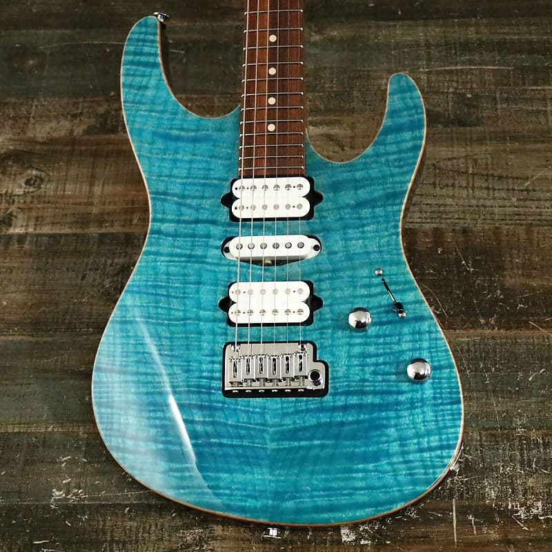 ギター Suhr J Selected Series Pro Bahama Blue ギター Suhr J Selected Series Pro Bahama Blue Suhr Pro