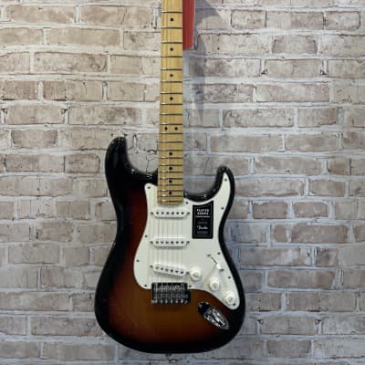 Fender Player Stratocaster with Maple Fretboard - 3-Color Sunburst (King Of Prussia, PA) image 1