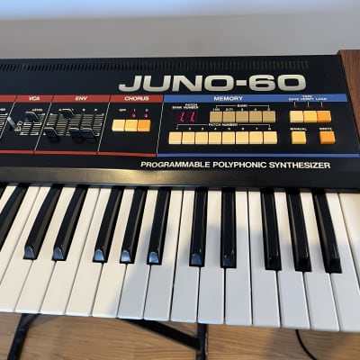 Roland Juno-60 61-Key Polyphonic Synthesizer 1982 - 1984 Black image 5