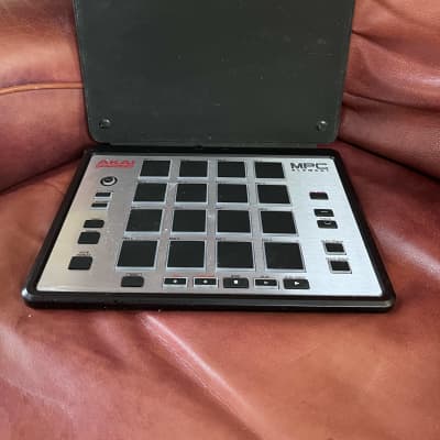 Akai MPC Element Music Production Controller