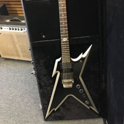 Open Box Dean Dimebag Razorback DB Electric Guitar with Floyd Rose