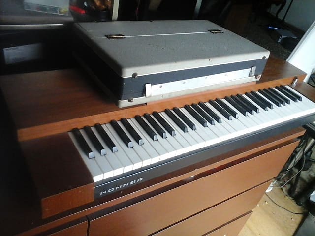 Piano numérique meuble Toucher lourd 8889 Nouvelle generation Palissandre  Artesia