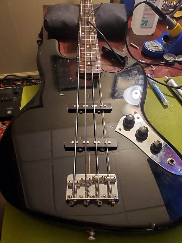 Squier ジャズベース ブラック Made in JAPAN Fender Squier Jazz Bass JAPAN 1984-1987 Black | Reverb