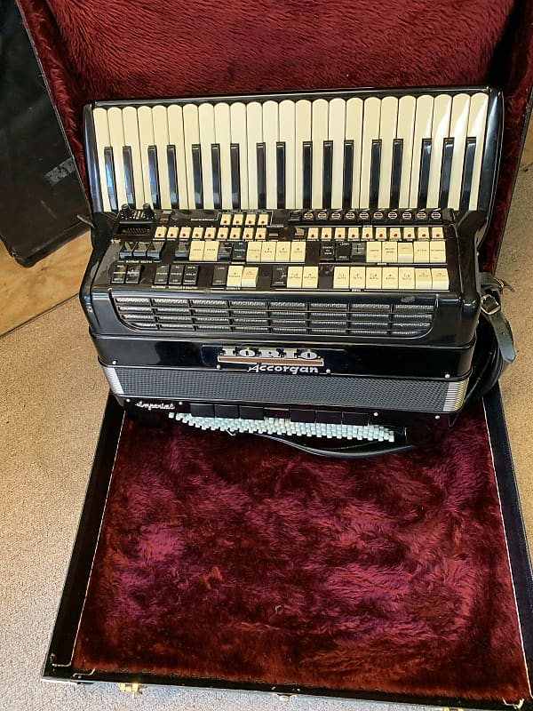 Elkavox Accordion With Midi Model 83 Generator Reverb