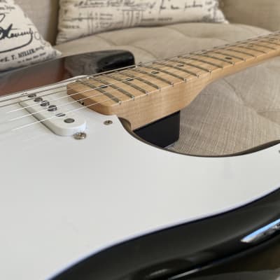 Fender Classic Player '50s Stratocaster Sunburst image 6