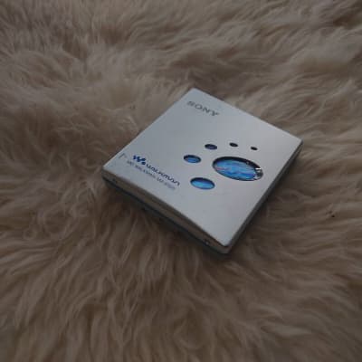 Working Silver Blue  Sony MZ-E520 MD player mdlp unit and remote minidisc image 3