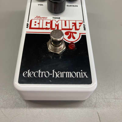 Electro-Harmonix Nano Big Muff Pi Distortion / Sustainer 2013 - Present - White / Black / Red image 1