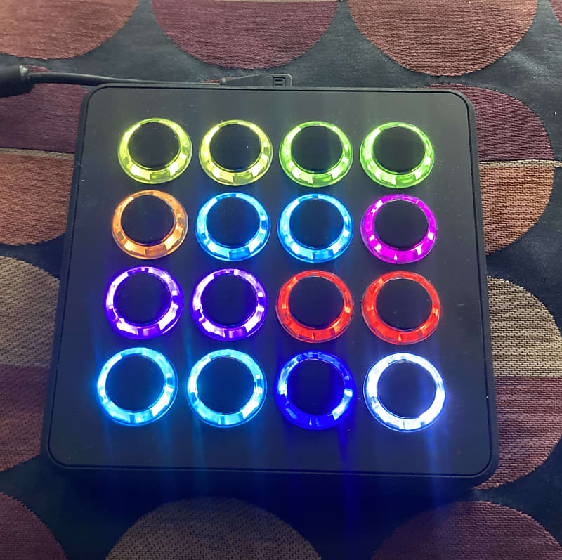 DJ Tech Tools Midi Fighter Spectra Black Reverb