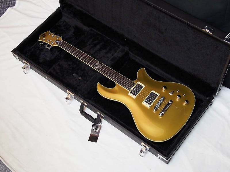 BC RICH C.J. PIERCE Signature Pro X Eagle GUITAR Gold w/ CASE - Duncan  pickups