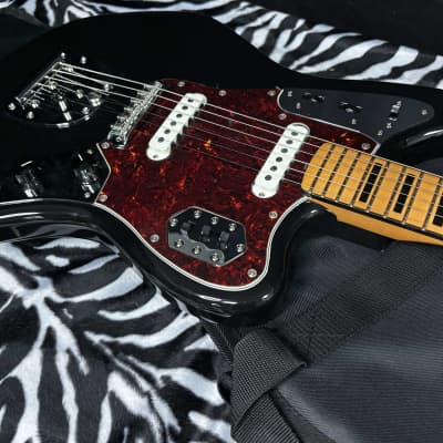 Unplayed 2023 Fender Vintera II '70s Jaguar - Black - 8.65lbs - Authorized Dealer - SAVE BIG! G01848 image 3