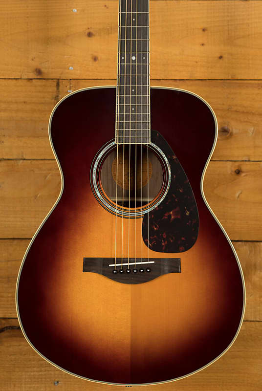 Yamaha　LS6 ARE Yamaha LS6 ARE Acoustic Guitar Brown Sunburst | The Music Zoo