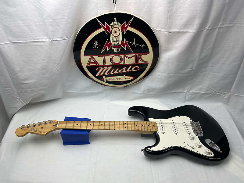 Fender Standard Stratocaster Guitar MIM Mexico - Lefty Left-Handed LH 2000 - 2001 - Black / Maple fingerboard image 1
